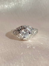 Load image into Gallery viewer, Vintage 14k Diamond Engagement Ring 0.80ctw