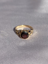 Load image into Gallery viewer, Vintage 9k Garnet Bezel Ring