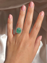 Load image into Gallery viewer, Platinum Emerald Rose Cut Diamond Ring