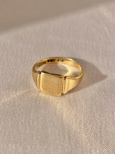 Load image into Gallery viewer, Vintage 9k Square Signet Ring 1950s