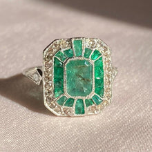 Load image into Gallery viewer, Platinum Emerald Rose Cut Diamond Ring