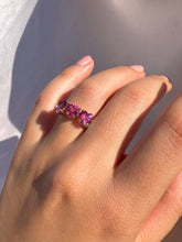 Load image into Gallery viewer, Vintage 9k Pink Heart Diamond Ring