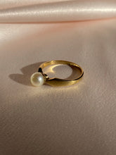 Load image into Gallery viewer, Vintage Mid Century 10k Gold Natural Pearl Ring