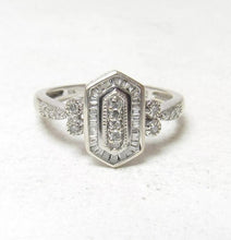 Load image into Gallery viewer, Vintage 10k Baguette Diamond Deco Cluster Ring