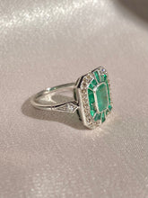 Load image into Gallery viewer, Platinum Emerald Rose Cut Diamond Ring