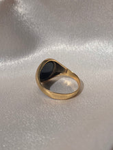 Load image into Gallery viewer, Vintage 9k Onyx Signet Ring 1981