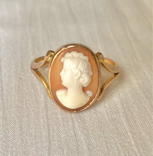 Load image into Gallery viewer, Vintage 9k Cameo Ring 1942