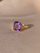 Load image into Gallery viewer, Vintage 9k Emerald Cut Amethyst Ring