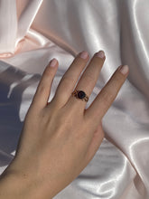 Load image into Gallery viewer, Vintage 9k Garnet Bezel Ring
