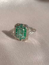 Load image into Gallery viewer, Platinum Emerald Rose Cut Diamond Ring