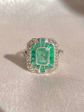 Load image into Gallery viewer, Platinum Emerald Rose Cut Diamond Ring