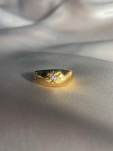 Load image into Gallery viewer, Antique 18k Solitaire Starburst Gypsy Ring