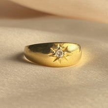 Load image into Gallery viewer, Antique 18k Solitaire Starburst Gypsy Ring