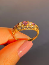 Load image into Gallery viewer, Vintage 9k Pearl Amethyst Heart Boat Ring