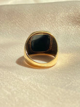 Load image into Gallery viewer, Vintage 9k Onyx Square Signet Ring 1978