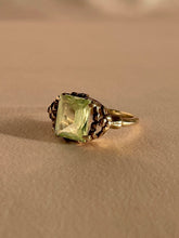 Load image into Gallery viewer, Antique 10k Lime Spinel Art Nouveau Ring