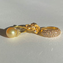 Load image into Gallery viewer, Vintage 18k Venus Diamond Carrera y Carrera Ring #2