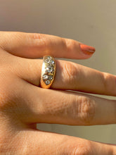 Load image into Gallery viewer, Antique 9k Crystal Rose Cut Starburst Ring