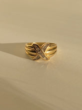 Load image into Gallery viewer, Vintage 10k Chunky Diamond X Ring