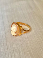 Load image into Gallery viewer, Vintage 9k Cameo Ring 1942