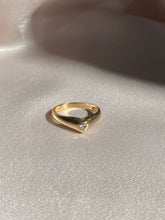 Load image into Gallery viewer, Vintage 14k Heart Diamond Band