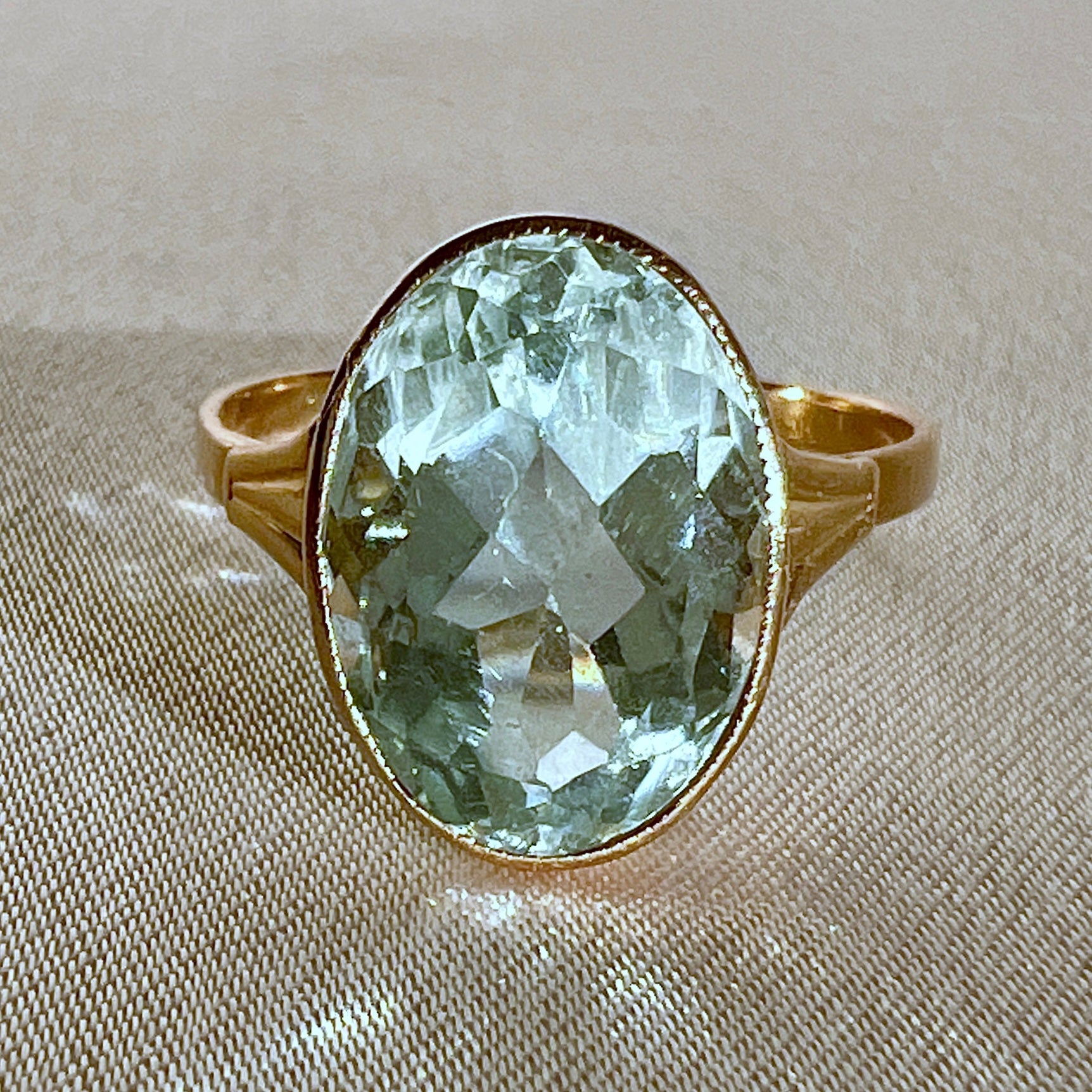 Antique Aquamarine Oval Dress Ring 23carat Antique Aquamarine Oval Dress Ring 23carat