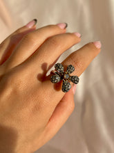 Load image into Gallery viewer, Vintage Diamond Daisy Ring 2.10 CTW
