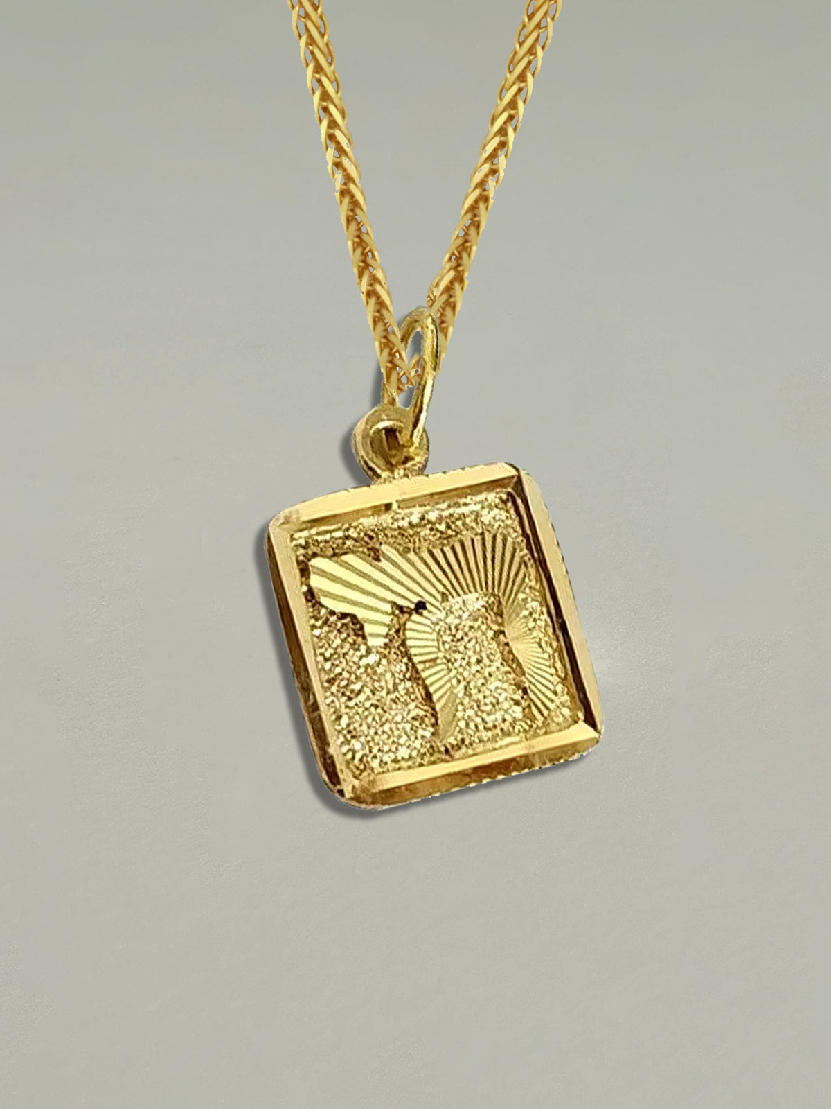 Vintage Judaica Chai Sunbeam Pendant