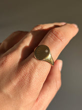 Load image into Gallery viewer, Vintage Diamond Starburst Ray Signet Ring 1972
