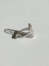 Load image into Gallery viewer, Vintage Deco Diamond Openwork Ring
