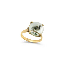 Load image into Gallery viewer, Antique English Crystal Pheasant Essex Ring
