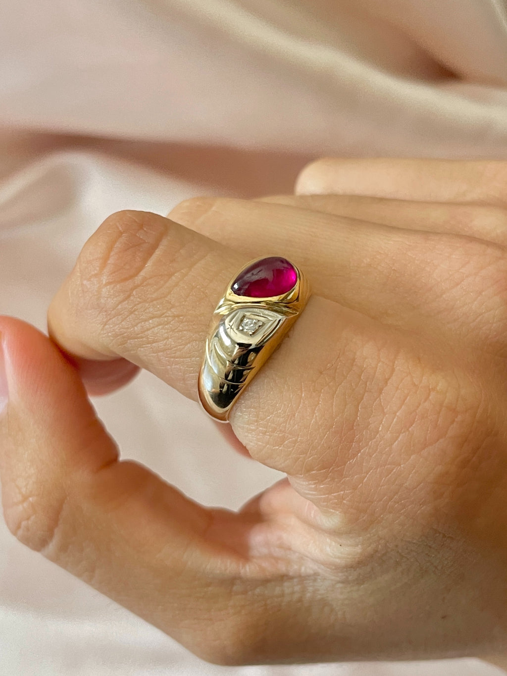 Vintage 10k Ruby Diamond Soprano Ring by 23carat