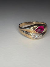 Load and play video in Gallery viewer, Vintage Double Soprano Ring

