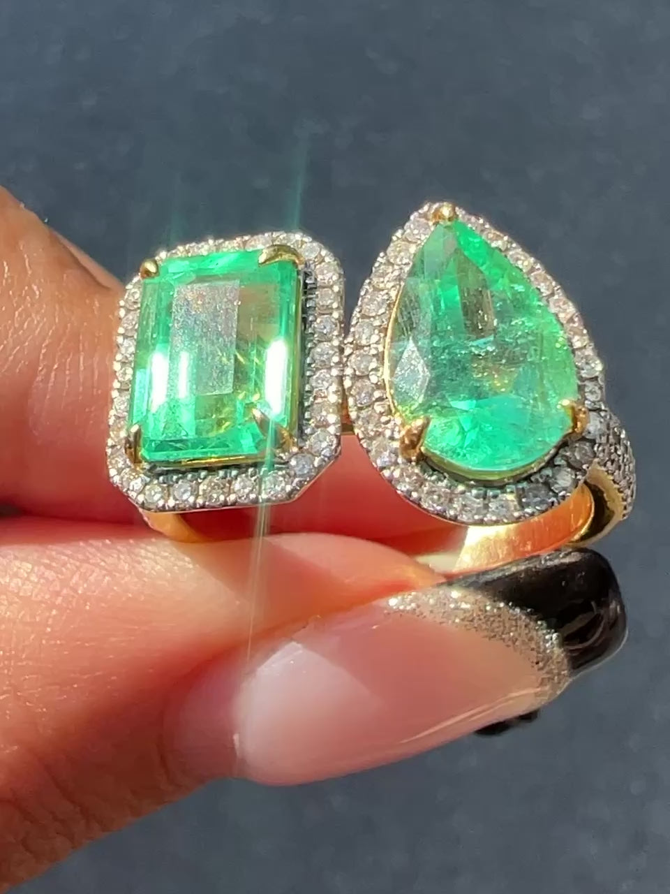 Emerald Diamond Toi et Moi Ring 3.50cts