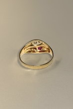 Load image into Gallery viewer, Vintage Double Soprano Ring
