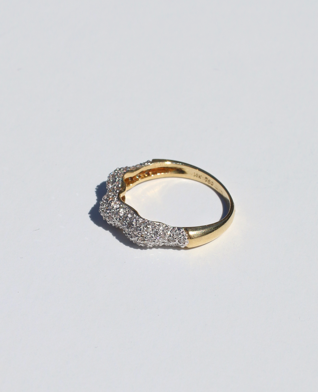 Undulating Pavé Diamond Band