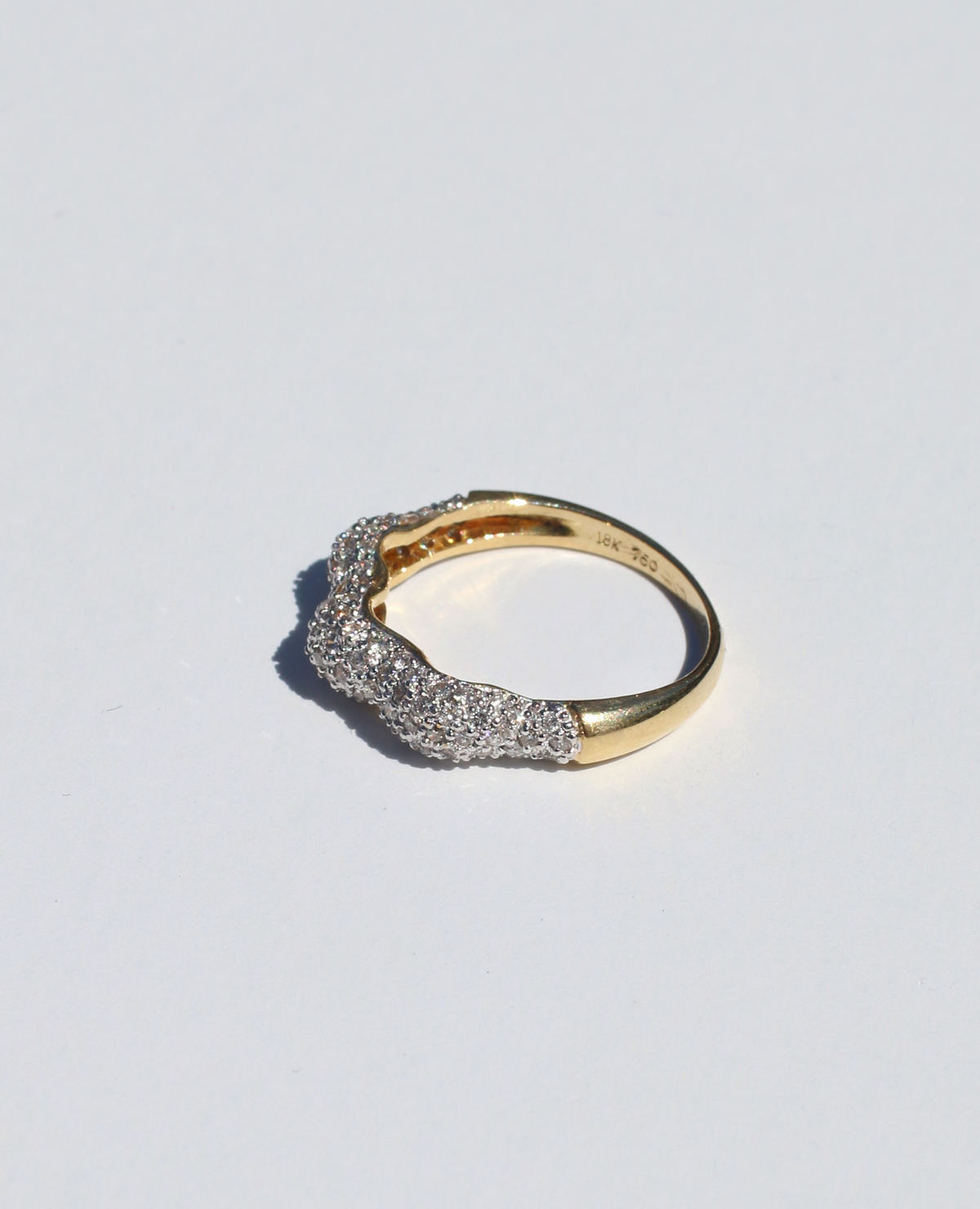 Undulating Pavé Diamond Band