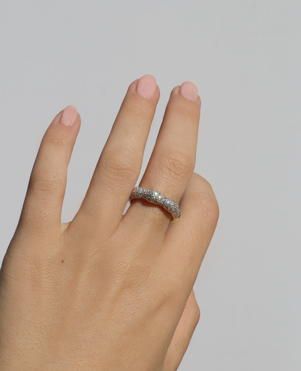 Undulating Pavé Diamond Band