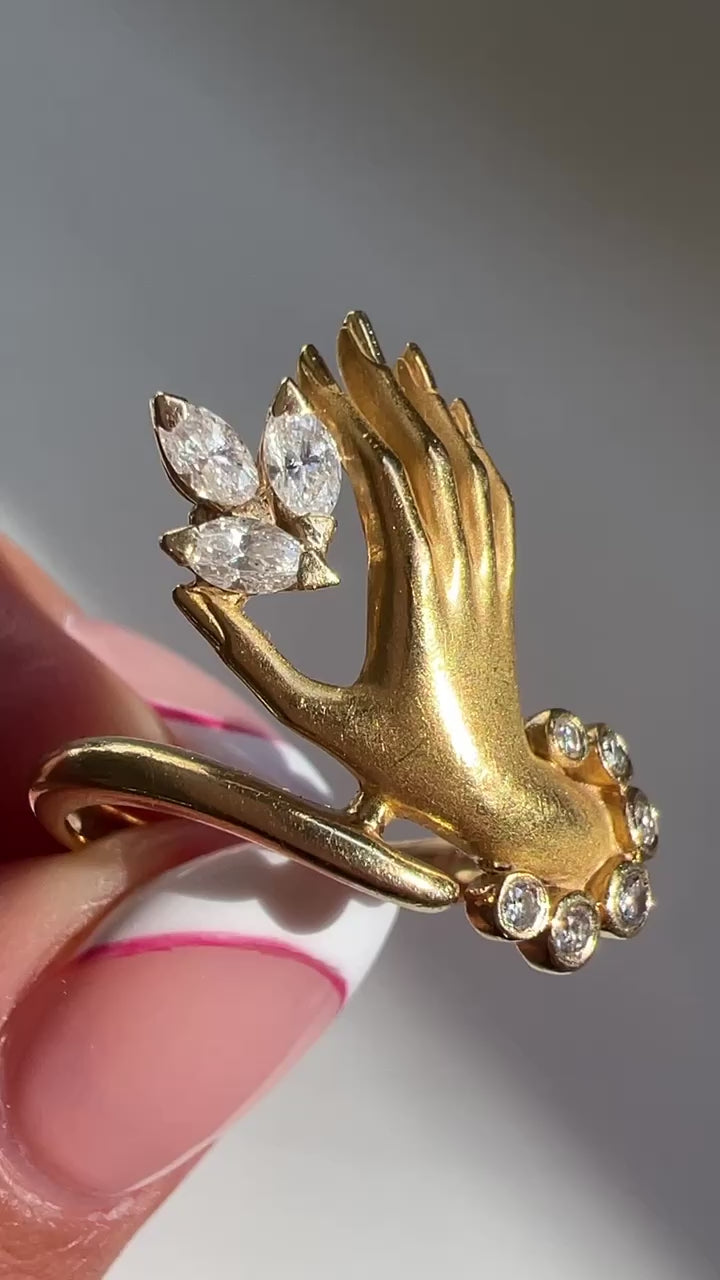 Vintage 18k Carrera y Carrera Diamond Marquise Mano Ring