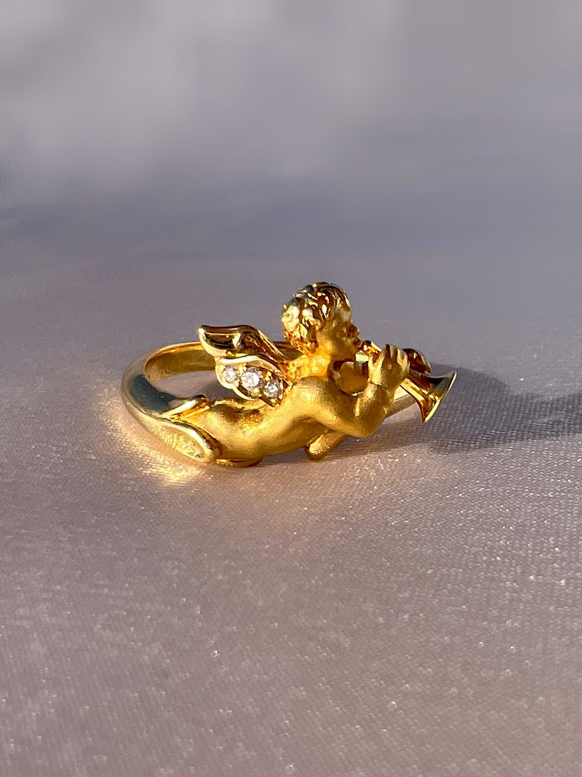 Vintage 18k Carrera y Carrera Diamond Cherub Ring