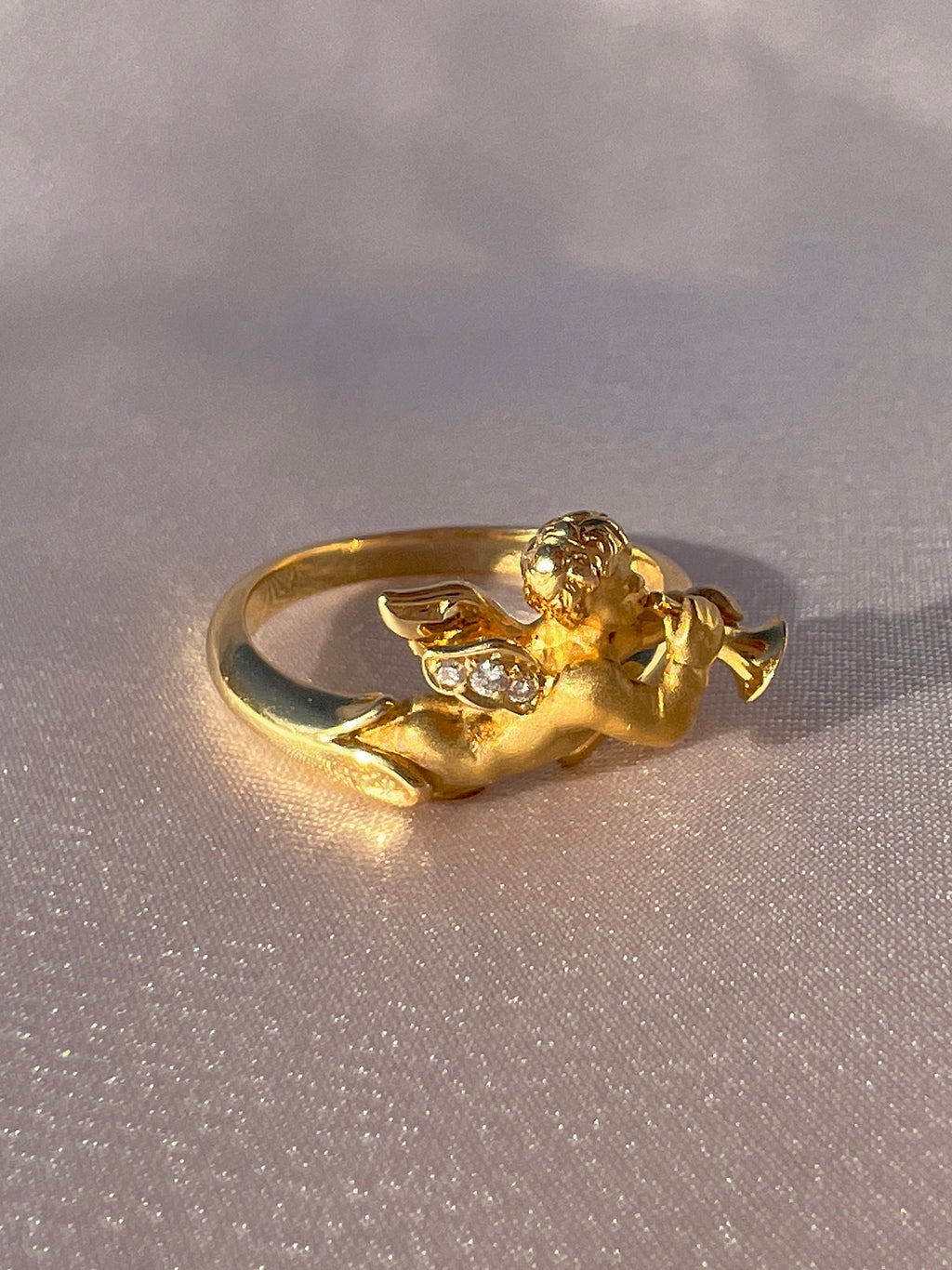 Vintage 18k Carrera y Carrera Diamond Cherub Ring