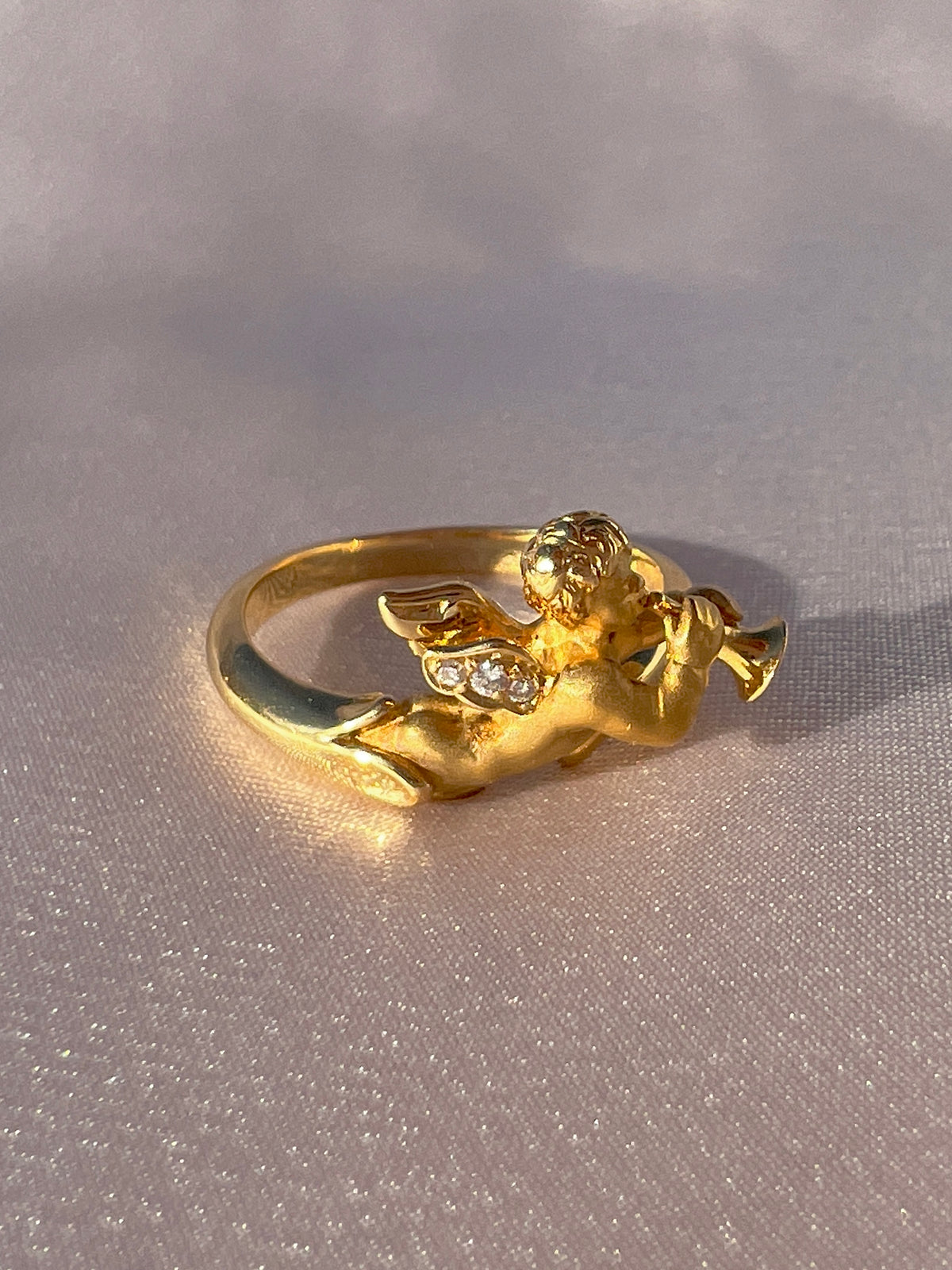 Vintage 18k Carrera y Carrera Diamond Cherub Ring