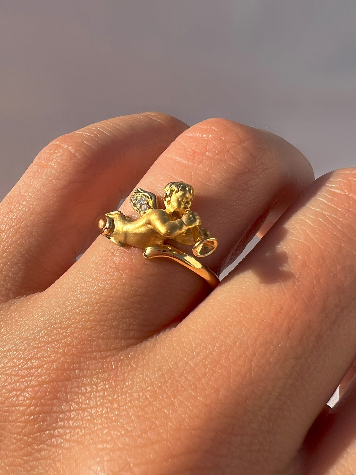 Vintage 18k Carrera y Carrera Diamond Cherub Ring