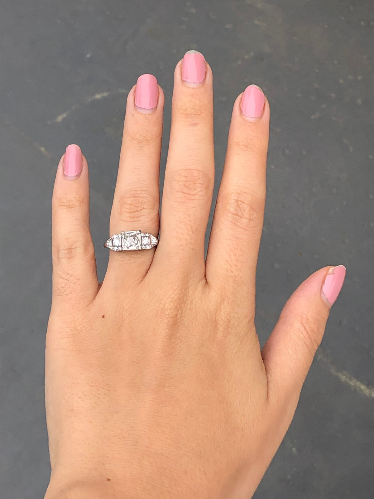 Antique 1.00 carat Art Deco Diamond Platinum Engagement Ring