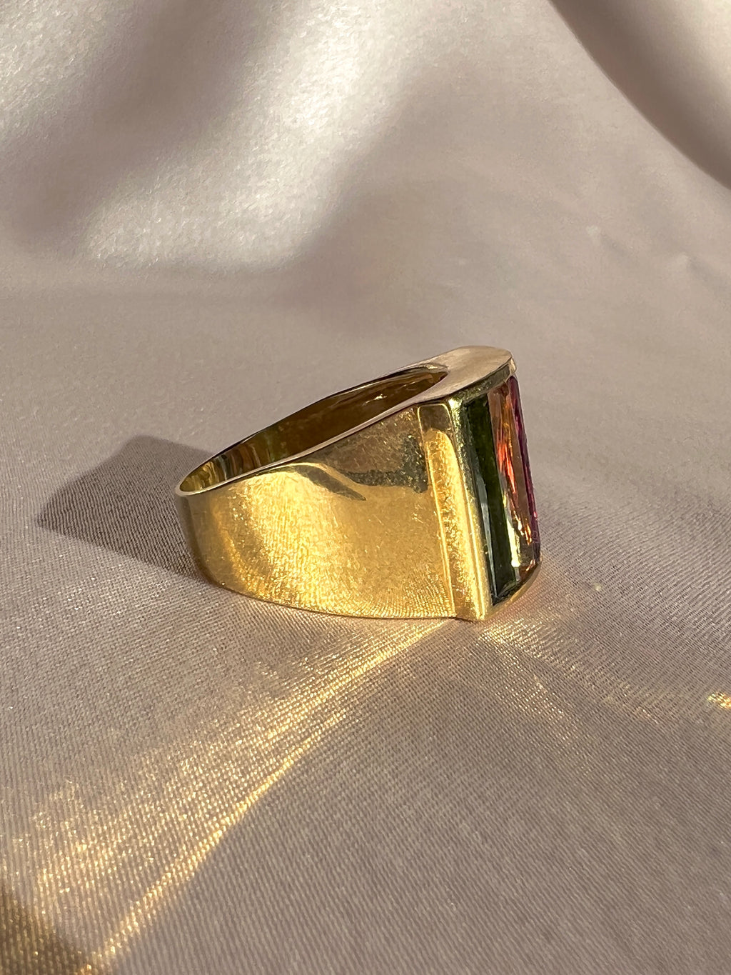 Vintage 18k Rainbow Gemstone Baguette Signet Ring
