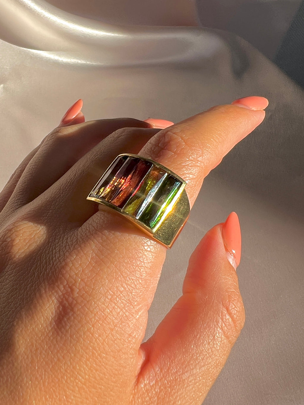 Vintage 18k Rainbow Gemstone Baguette Signet Ring