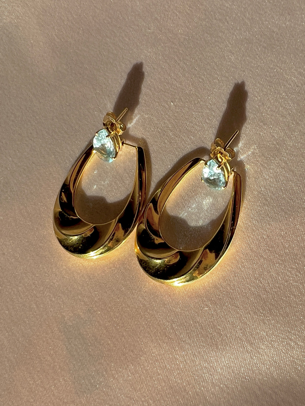 Vintage Aquamarine Scallop Hoop Earrings