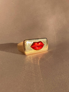 14k Enamel Lips Ring by Alison Lou