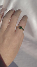 Load and play video in Gallery viewer, Vintage 9k Gold Chrome Diopside Ring
