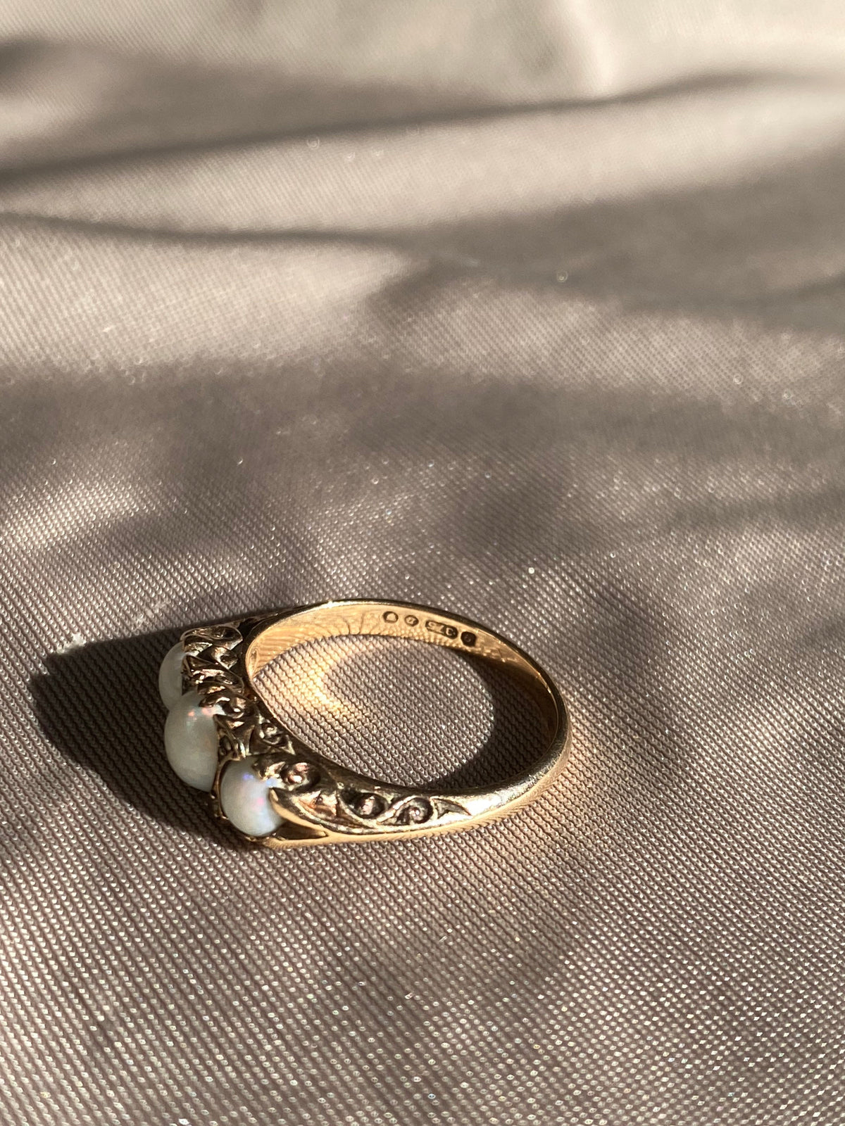 Vintage Gypsy Opal Diamond 9k Gold Trilogy Ring